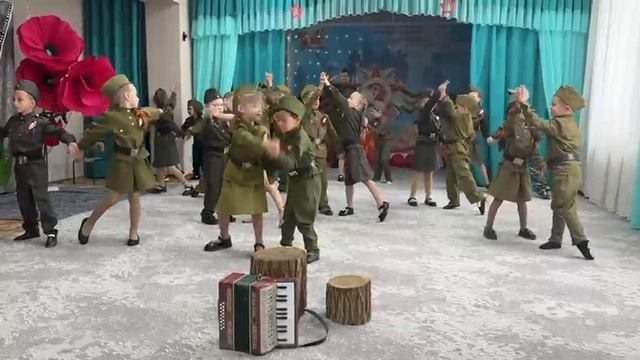В землянке