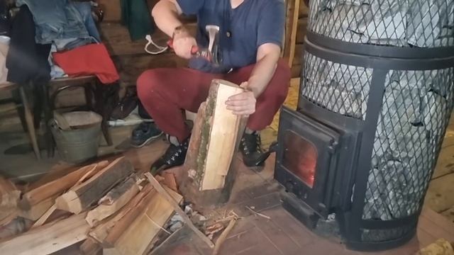 😵💫 Дрова ДУРЕЮТ С ЭТО щепокола! Сырая берёза проти?