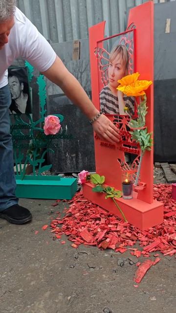Металлические памятники в этом году это лучшее, что вы