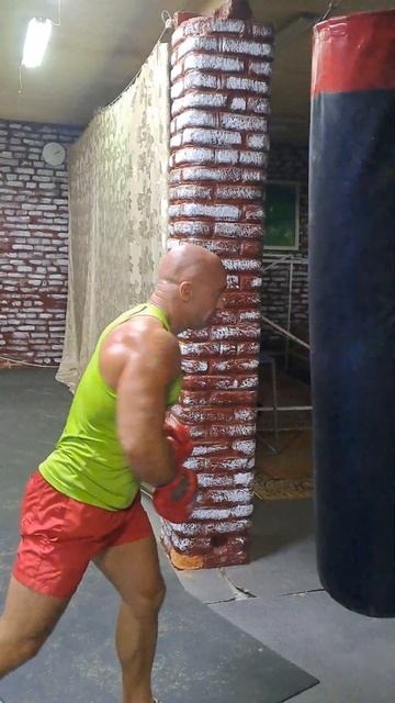 Режим кто свет выключил🥊😁 #motivation #пресс #sports #бицепс #