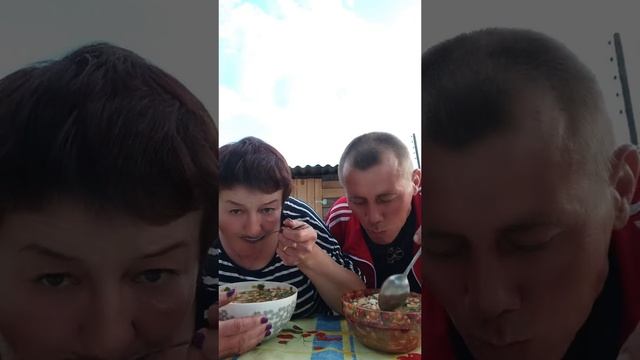 Приятного аппетита наши хорошие 😋