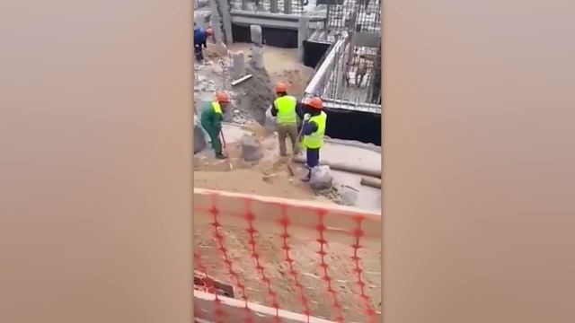 САМЫЕ_НЕЛЕПЫЕ_ОШИБКИ_РАБОЧИХ,_СНЯТЫЕ_НА_КАМЕРУ