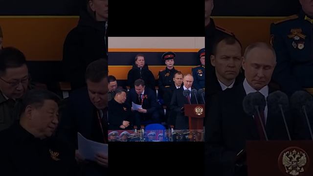 Пробки, смог, дым, грязь! Но Россия празднует День Победы ничего не боясь!