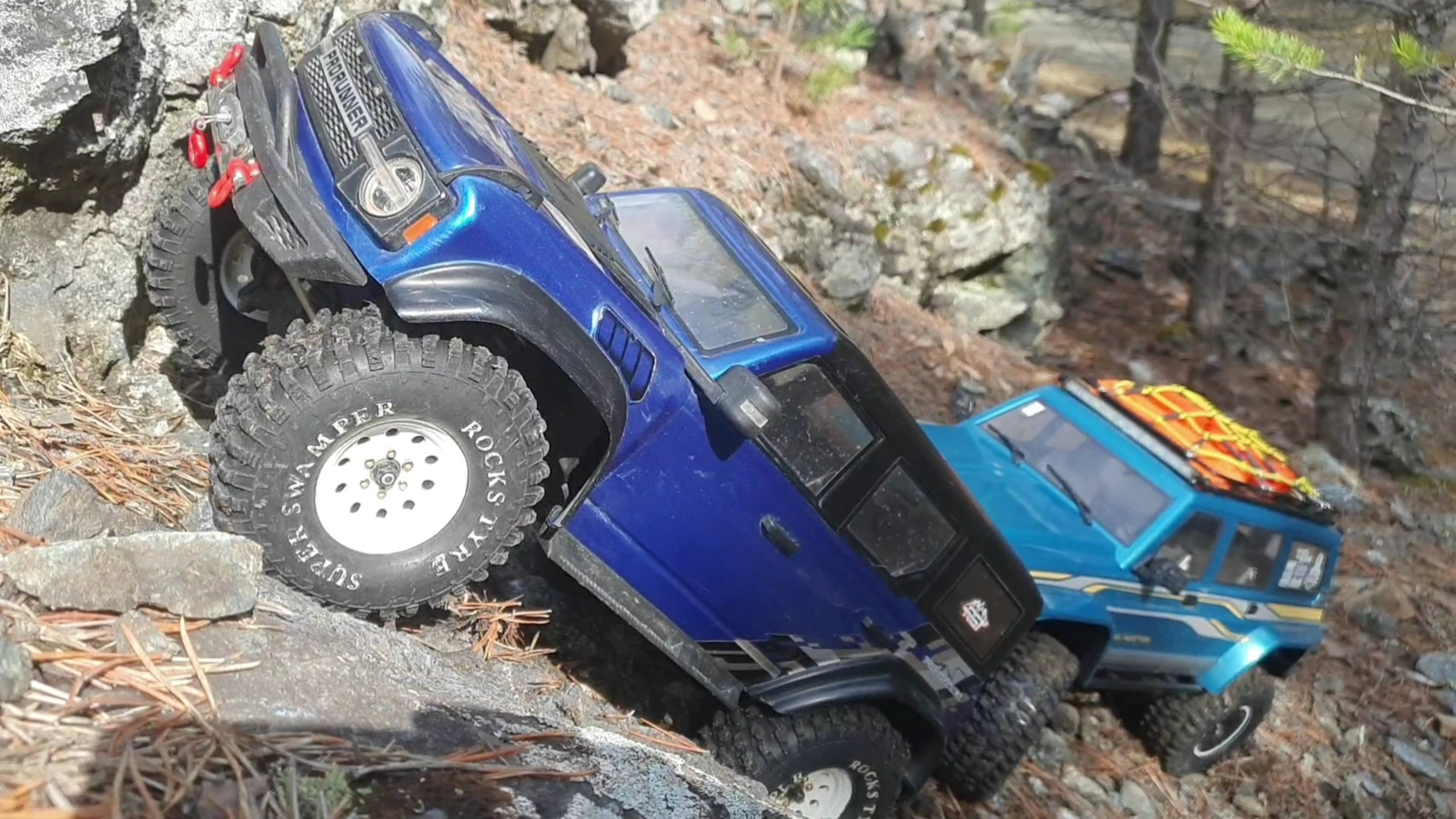 Bronco против Patrol, YiKong 4107 против RGT 86130