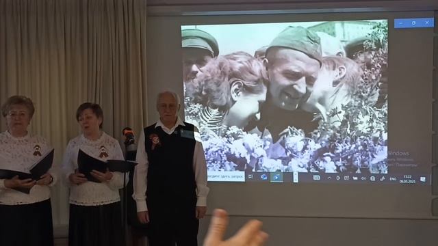 1000256565.mp4 Хор ,,Вдохновение"-,,День Победы"(кавер)
Стихи-В.Харитонов,музыка-Д.Тухманов