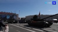Военный парад в честь Великой Победы провели в Санкт-Петербурге