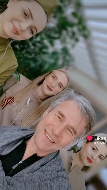 С праздником Победы Любви Счастья и Мира 🕊️❤️🍀🌈💝🤩