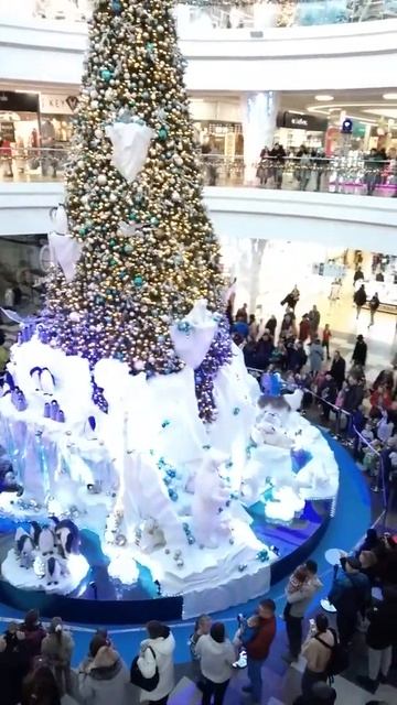 Нарядная елка в ТЦ дана Молл : : Christmas tree