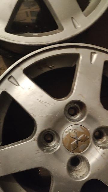 Диски Mitsubishi R15 4x114,3  за 10000 руб.