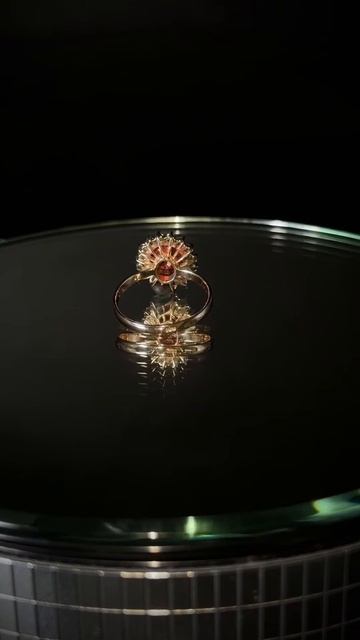 Золотое кольцо СССР с гранатом 2.98 гр / ссылка на издели