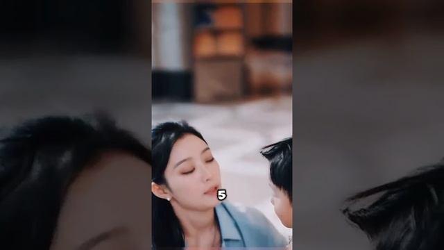@vkino_real - названия доступны только подписчикам (подпишись и смотри лучшие фильмы и сериалы)