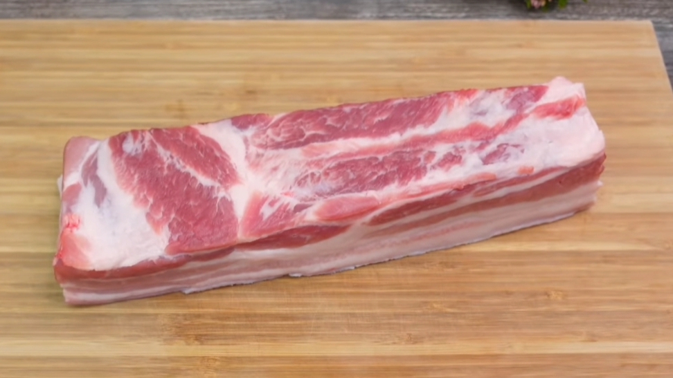 Известный повар из Китая научил меня так вкусно готовить свиную грудинку! Вкусный!