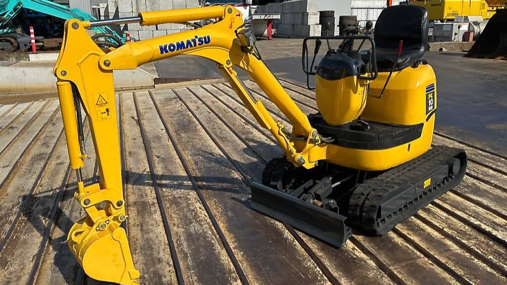 Японский экскаватор Komatsu PC10MR-2 под заказ. 2007 год, 1700 моточасов. Тел. 8-914-792-77-71