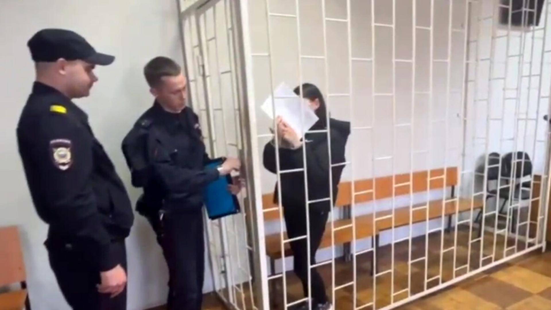 В Воронеже задержали девушку по подозрению в избиении мужчины ради видео