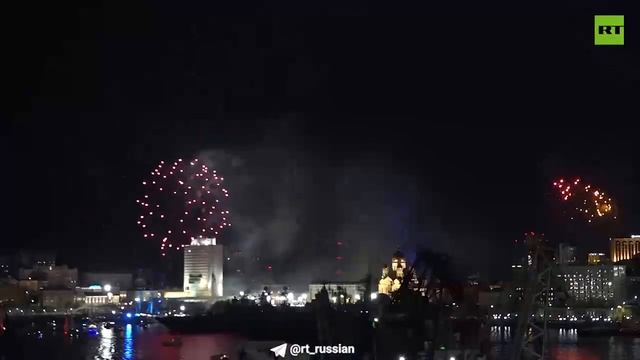 праздничный салют 2025