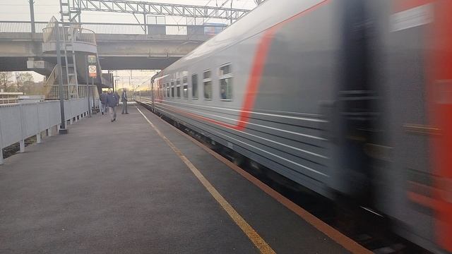 8 мая 2025 г. Электровоз ЭП2К-218 с Пассажирским поездом Сортировочная Имени Морозова