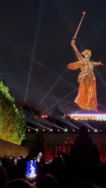 8 мая в Волгограде была вот такая красота!
