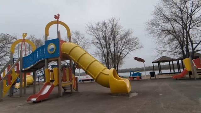 Предлагаю продать дачный участок твоих родителей как