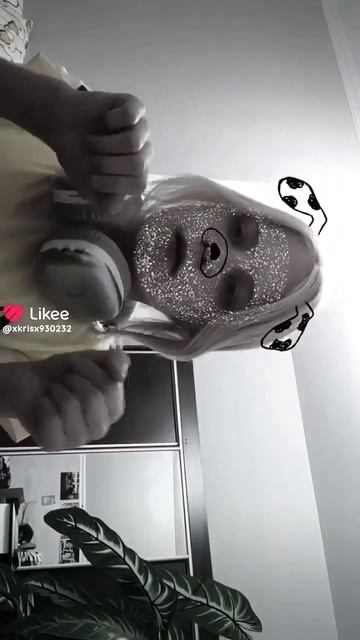 Я перешла в лайк потому что тут актива нет☹️😞