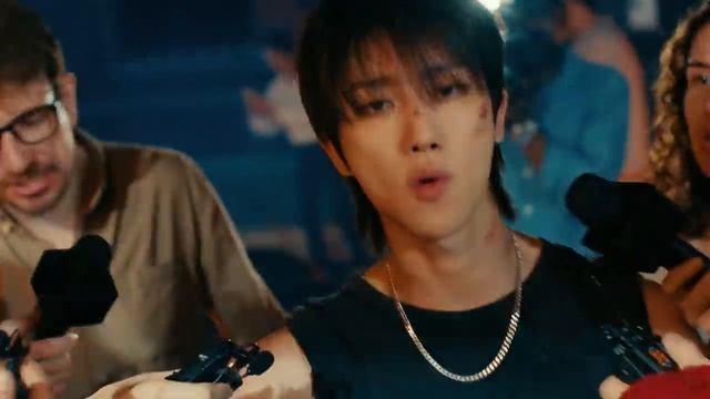 SEVENTEEN (세븐틴) 'LOVE, MONEY, FAME (feat. DJ Khaled)'