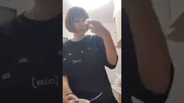 ОМАЙГАДБЛБЛ!!!!! НИКОГДА НЕ ДЕЛАЙТЕ АНБОКСИНГ ДАНИССИМО С МАЛЕНЬКИМИ ШАРИКАМИ СНЮСА НА КУХНЕ В 2:00