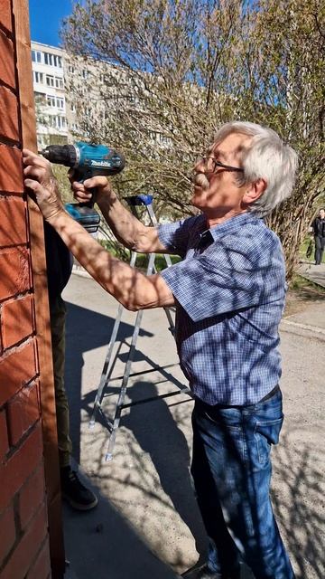 Прием в школу, монтаж баннера