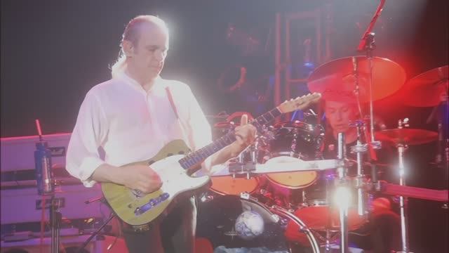 Status Quo - Down Down (Just Doin' It Live)