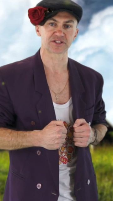 Пусть высокие крылья журавлей вечно ведут нас к миру!