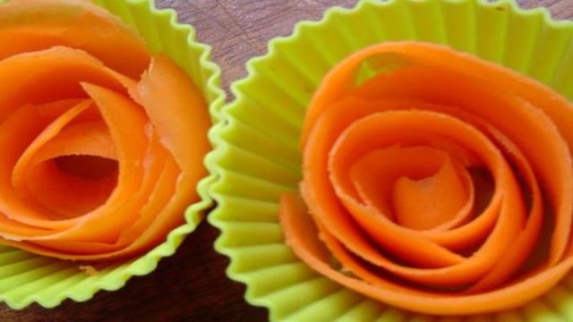 Морковь с омлетом, запеченные в духовке