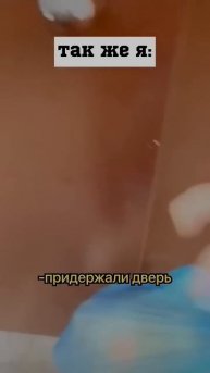 У каждого есть такой друг. Подпишись, у меня много мема