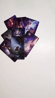 ЕСТЬ ЛИ У НЕГО ОТНОШЕНИЙ С ДРУГОЙ ДЕВУШКОЙ? ГАДАНИЕ ОН?