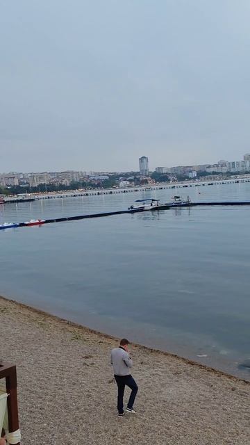 вечерняя набережная Геленджика