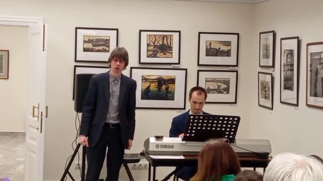 Арсений иванов В лунном сиянии ( Муз и сл Е , Ю. Юрьев) Концертмейстер А. Алексеев