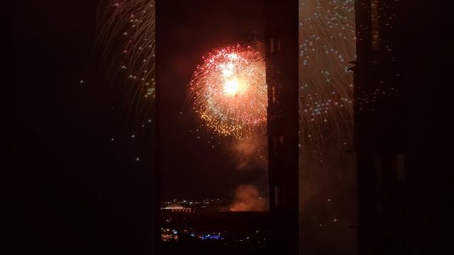 Салют в Москве 9 мая 2025 года Площадь Победы