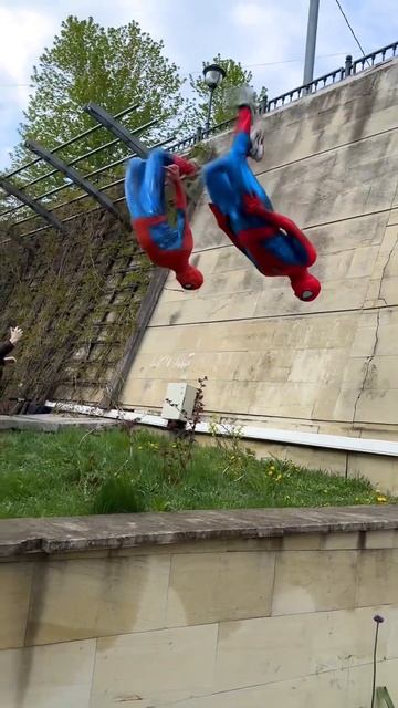 Two Spider-Men doing somersaults@VovanBloger #shorts