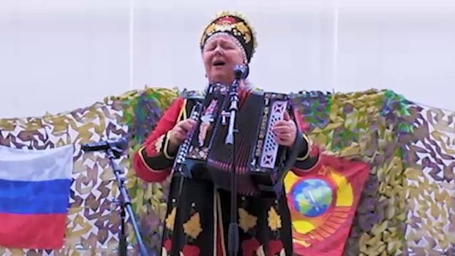 Песня о России. Поет Валентина Клюшина. Лаишевский район, Татарстан, Россия