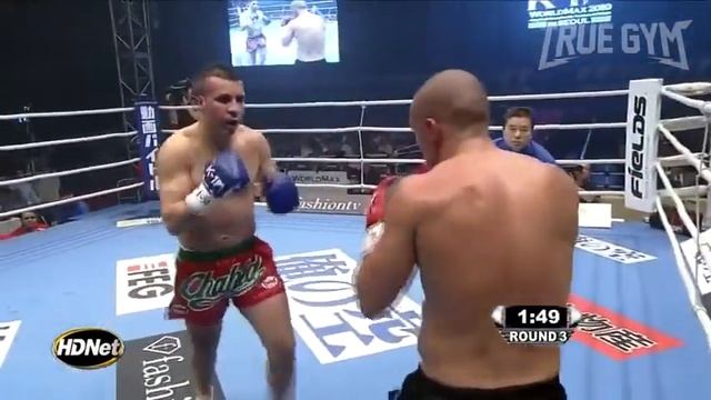 Такое даже в UFC не было , жесткий бой