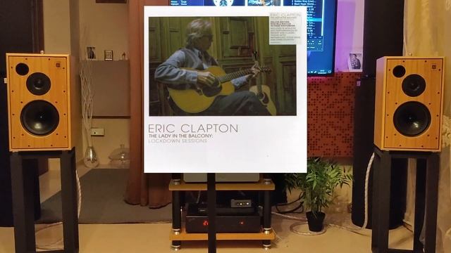 Eric Clapton+Zoom H5 on Harbeth M30.1 #audiomixer