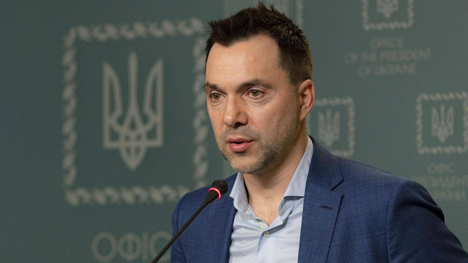 YouTube заблокировал канал Арестовича