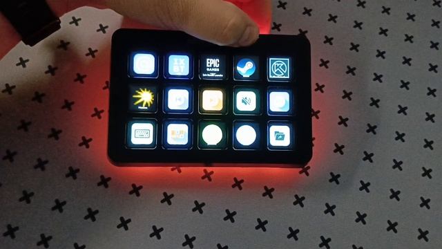 Обзор стильного и удобного контроллера Fifine Ampligame D6: достойная альтернатива Stream Deck