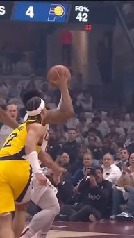 Donovan Mitchell takes flight!
