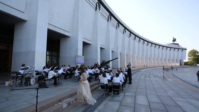МУЗЫКА КИНОФИЛЬМОВ - оркестр Алексея Губарева В ПАРКЕ ПОБЕДЫ - 2024 
ПОЗДРАВЛЯЕМ С ДНЁМ ПОБЕДЫ!
