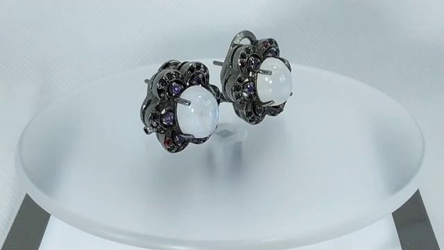 Серьги с натуральным лунным камнем аметистом сапфиро?