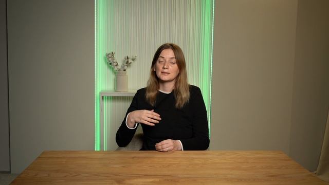 Когда мужчина использует женщину, он делает это.