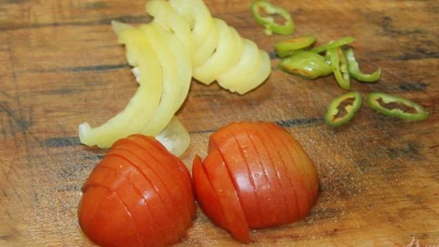Домашняя острая шаурма с курицей и овощами
