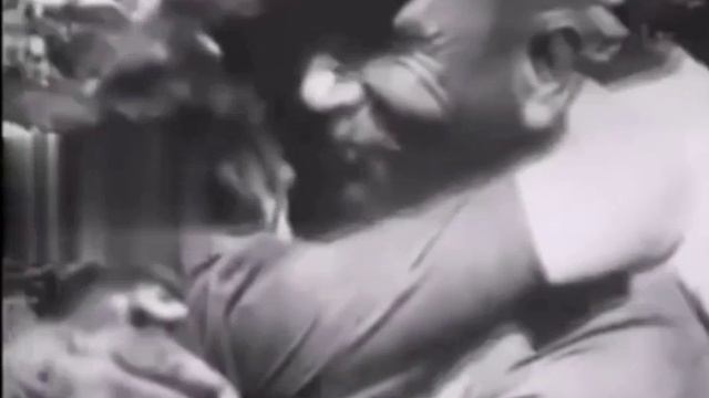 "День Победы!" на киргизском языке