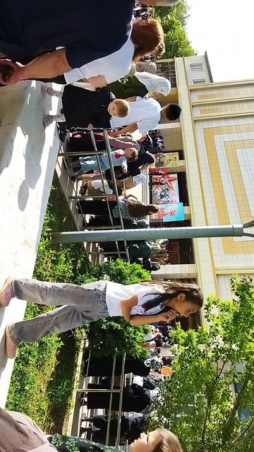 сегодня в Буйнакске на площади, парад победы
