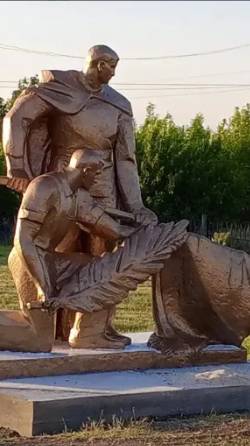 Спасибо вам, наши родные.