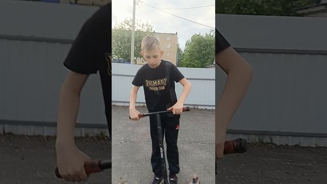 Как сделать трюки для тех,кто научился делать начинающие трюки