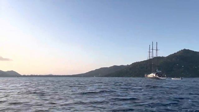 Великолепные Сейшелы / На катере с острова Ла-диг на Праслин / Seychelles, La Digue